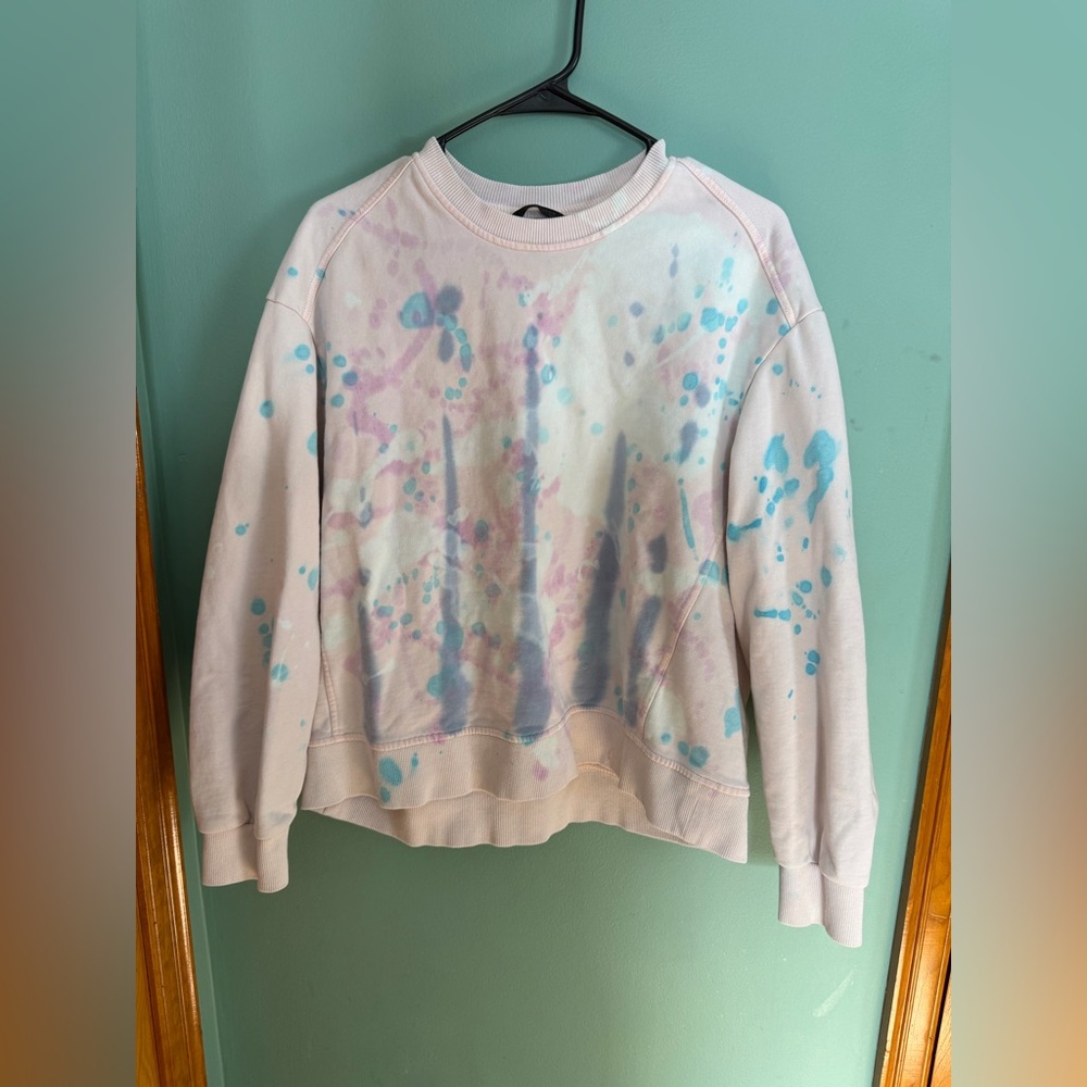 Zara Crewneck!!